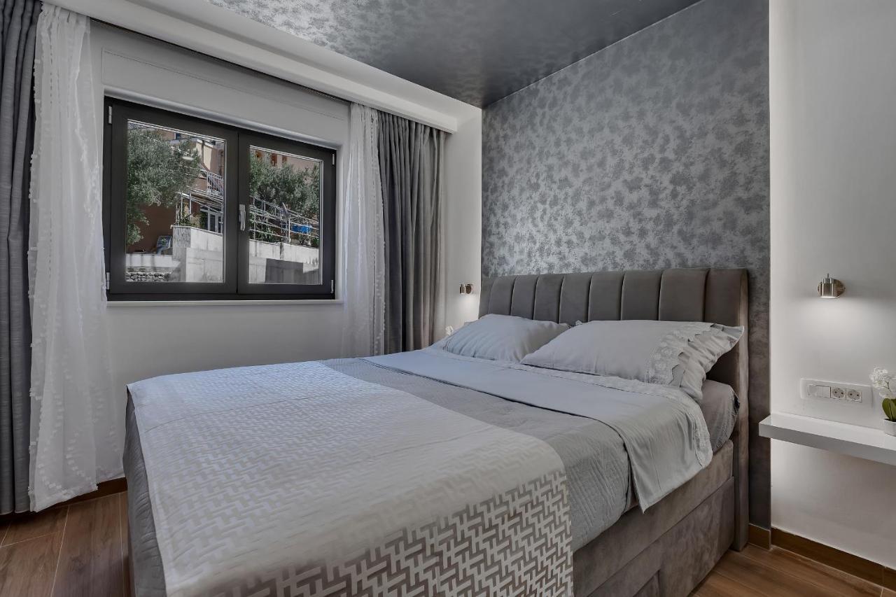 Luxury Promajna Beach Apartment Extérieur photo