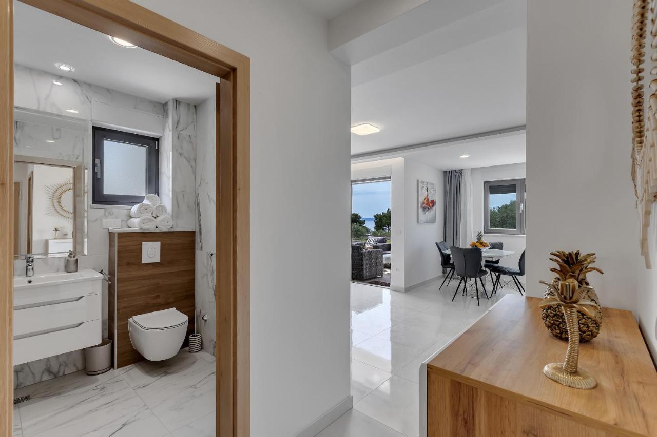 Luxury Promajna Beach Apartment Extérieur photo
